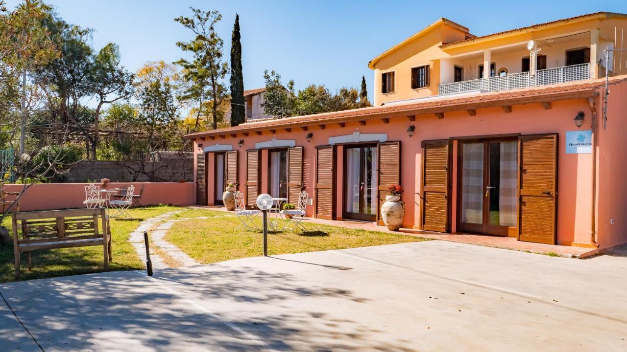 Quadrifoglio Affittacamere San Teodoro  Bagian luar foto